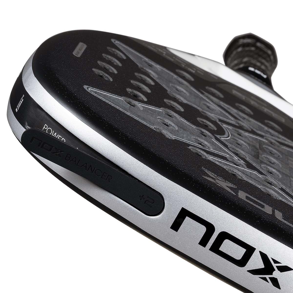 NOX AT10 Genius Attack 18K Alum 2026